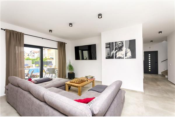 House K1, for 12 persons