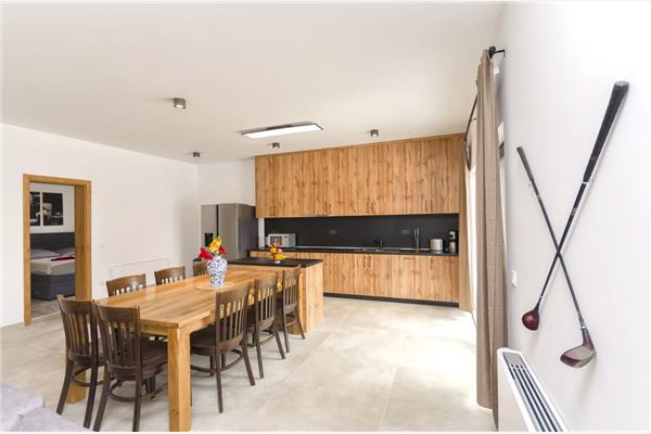 House K1, for 12 persons