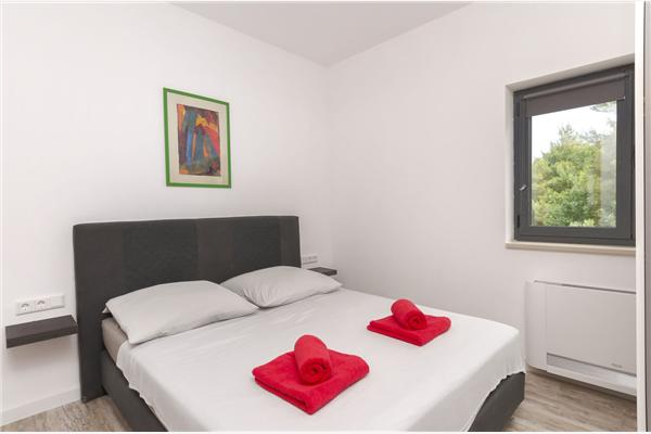 House K1, for 12 persons