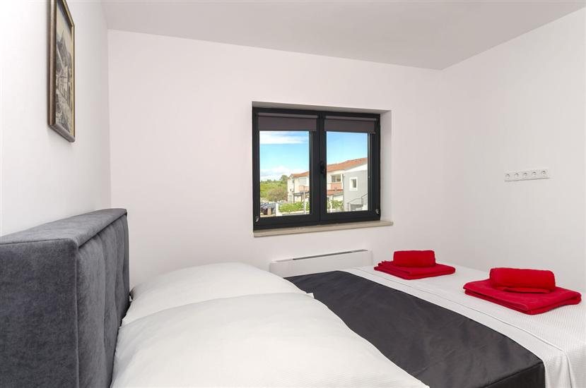 House K1, for 12 persons