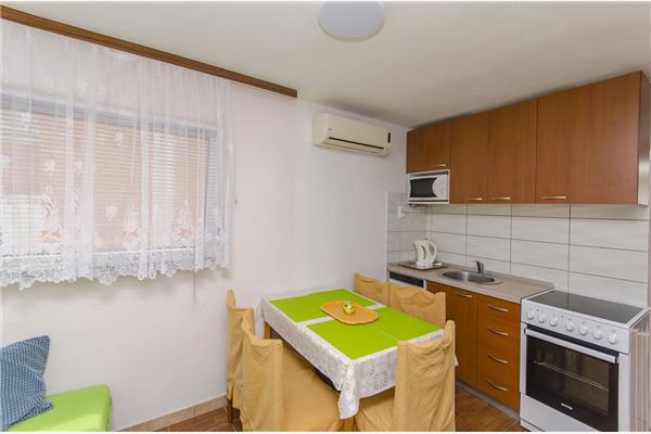 Apartment A1, for 4 persons
