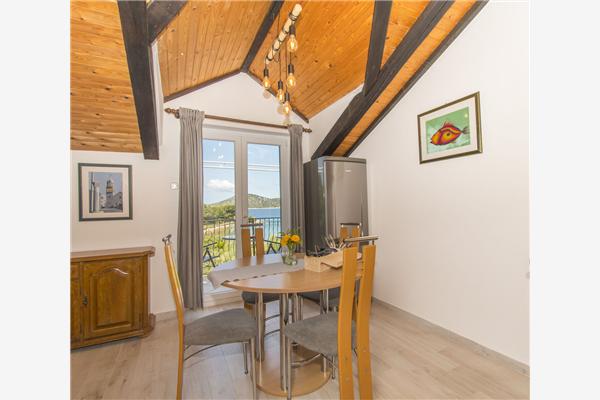 Apartment A2, for 5 persons