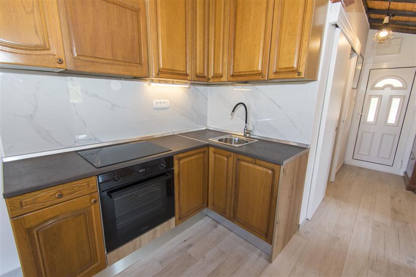 Apartment A2, for 5 persons