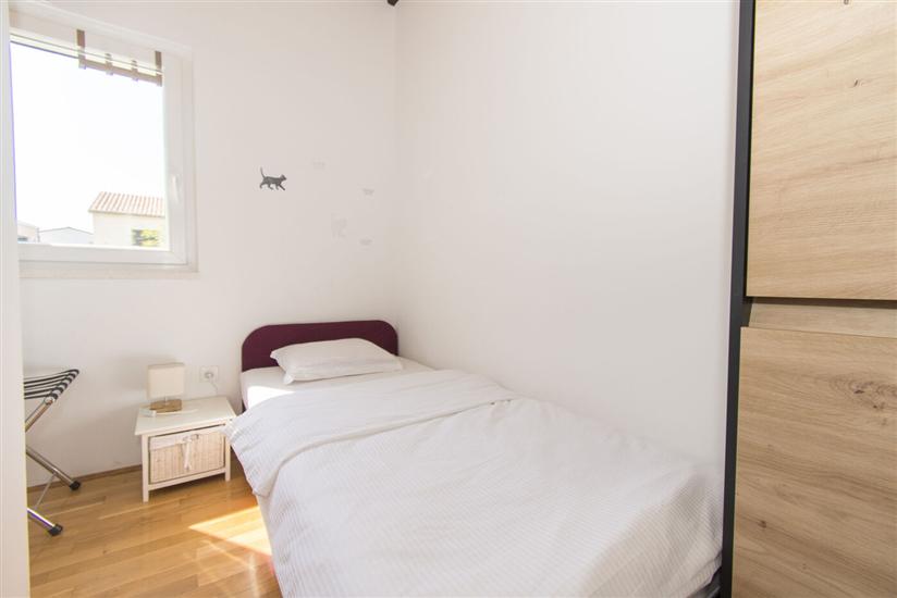 Apartment A2, for 5 persons