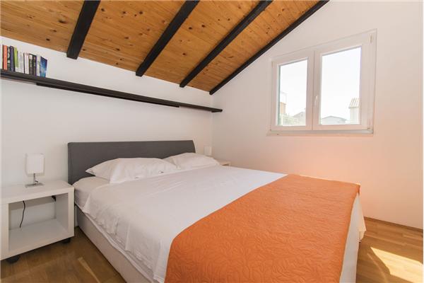 Apartment A2, for 5 persons