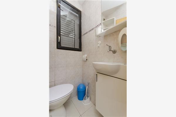 Apartment A2, for 3 persons