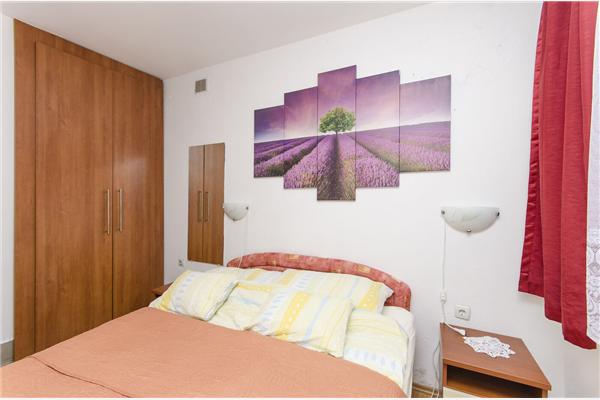 Apartment A2, for 3 persons
