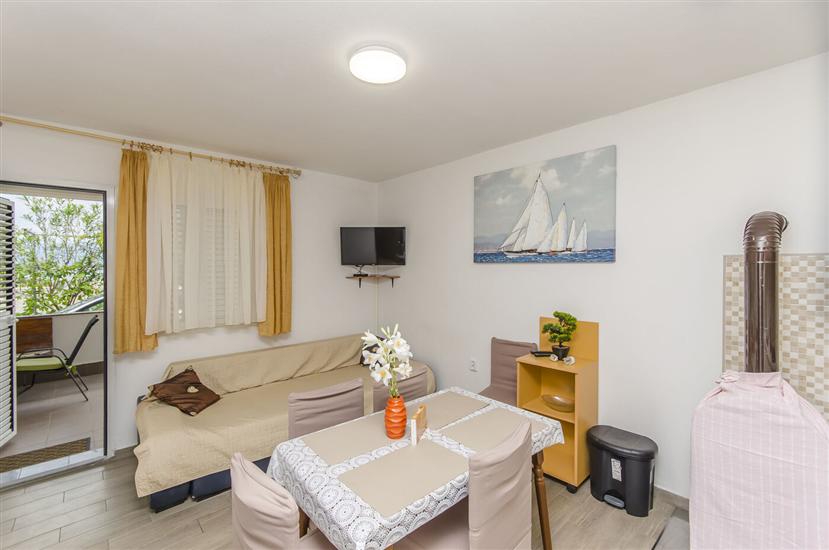 Apartment A2, for 3 persons