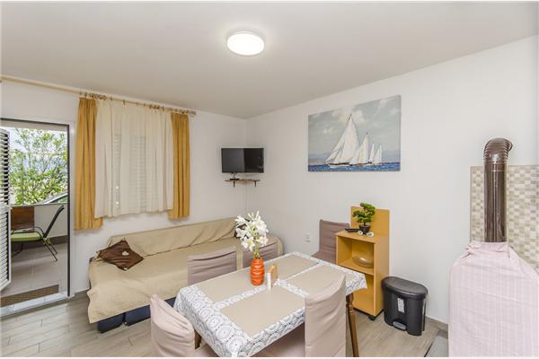 Apartment A2, for 3 persons