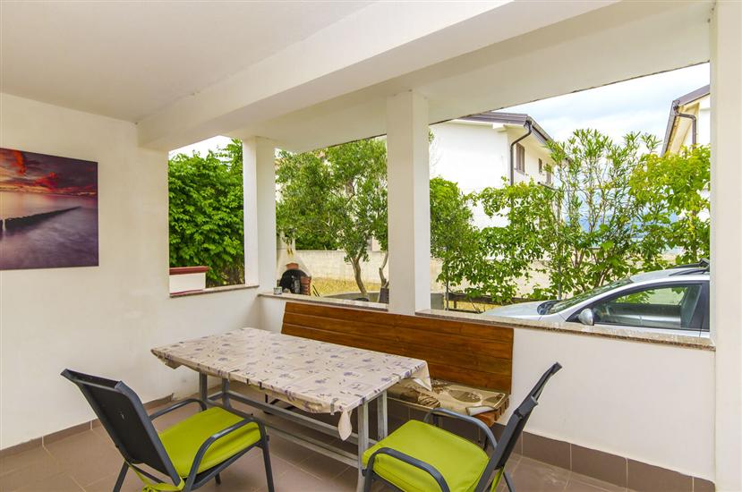 Apartment A2, for 3 persons