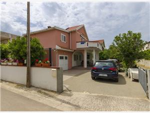 Apartment Kipson Nin, Size 38.00 m2, Airline distance to the sea 30 m