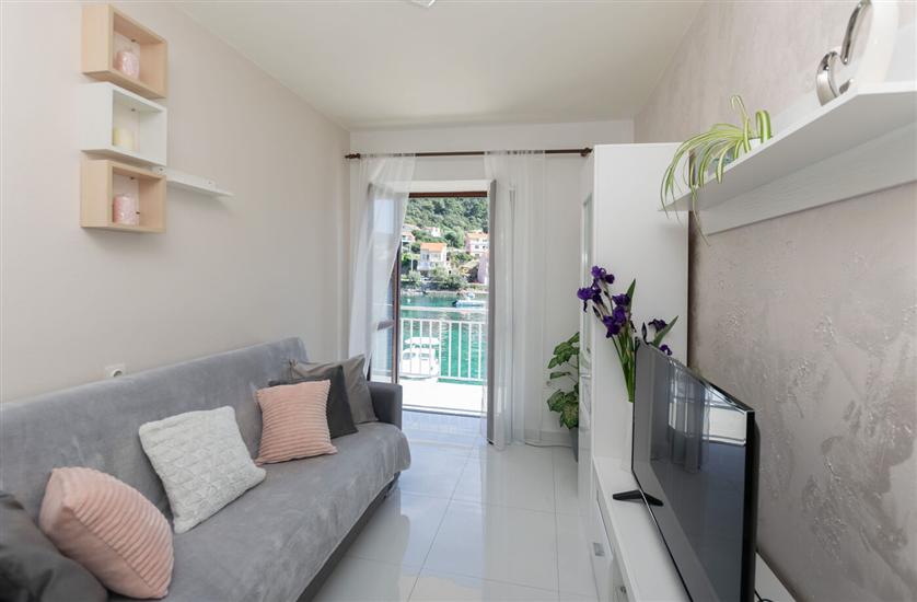 Apartment A1, for 5 persons