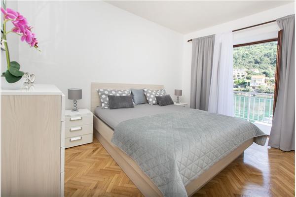 Apartment A1, for 5 persons