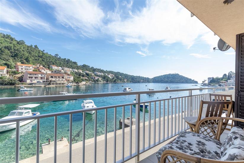 Apartment A1, for 5 persons