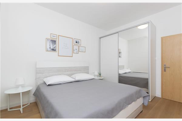 Apartment A1, for 5 persons