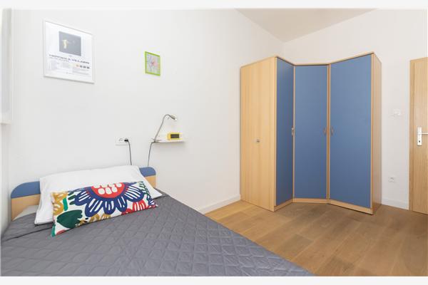 Apartment A1, for 5 persons