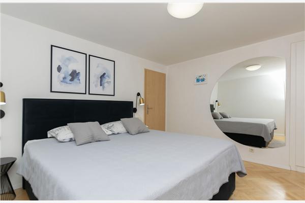 Apartment A1, for 5 persons