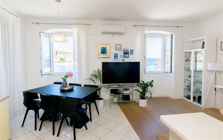 Apartment A1, for 5 persons