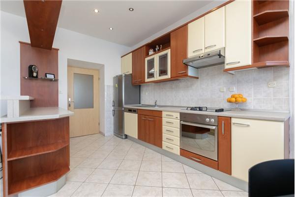 Apartment A1, for 5 persons