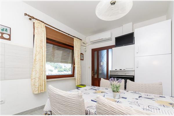 Apartment A1, for 4 persons