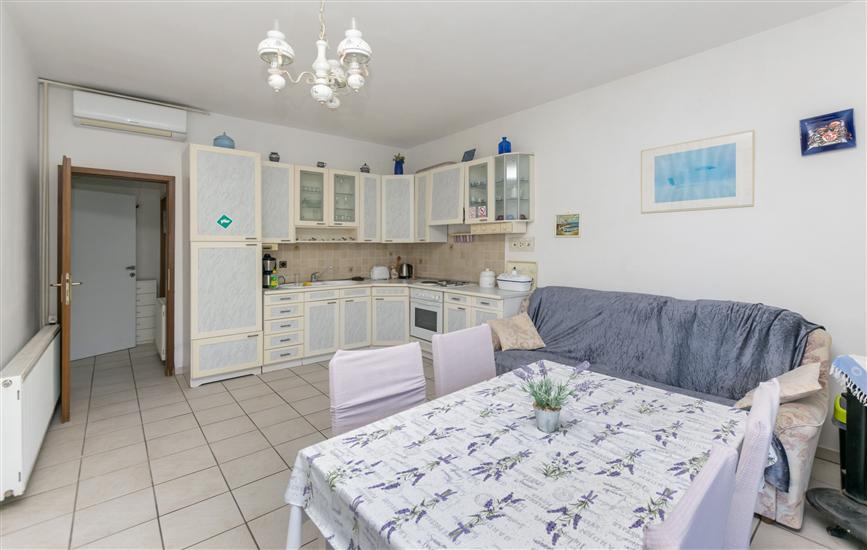 Apartment A2, for 4 persons