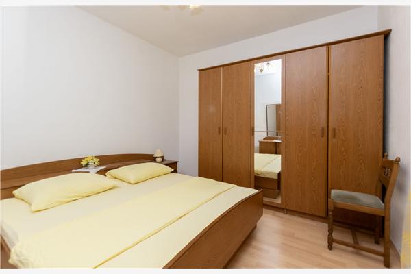 Apartment A2, for 4 persons