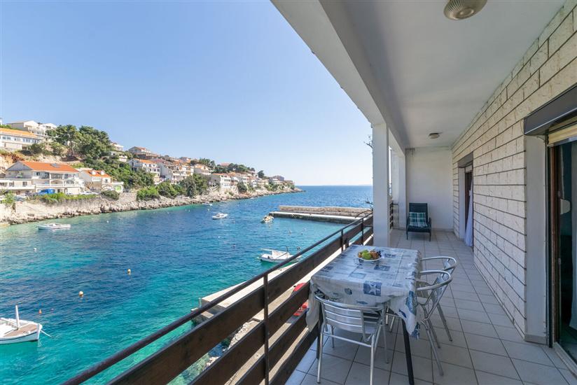 Apartment A2, for 4 persons