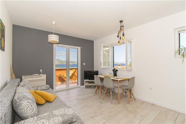 Apartment A4, for 4 persons