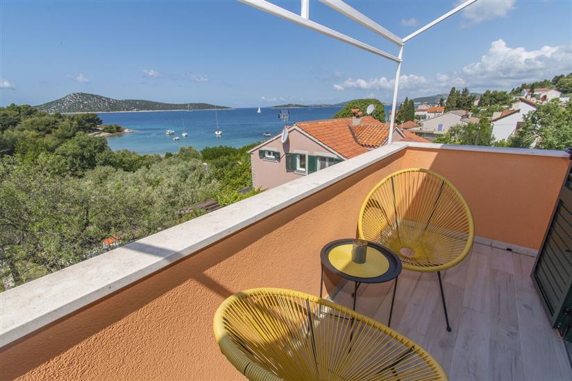 Apartment A4, for 4 persons