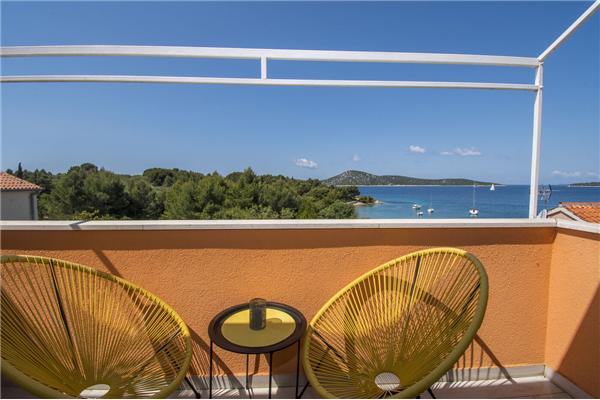 Apartment A4, for 4 persons