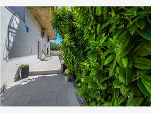 Apartment Split and Trogir riviera,BookairportFrom 85 €