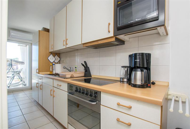 Apartment A1, for 5 persons