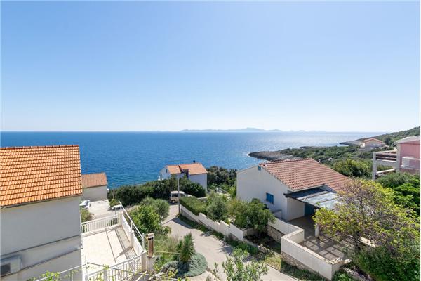 Apartment A1, for 5 persons