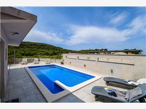 Villa Fermaj Okrug Donji (Ciovo), Size 160.00 m2, Accommodation with pool