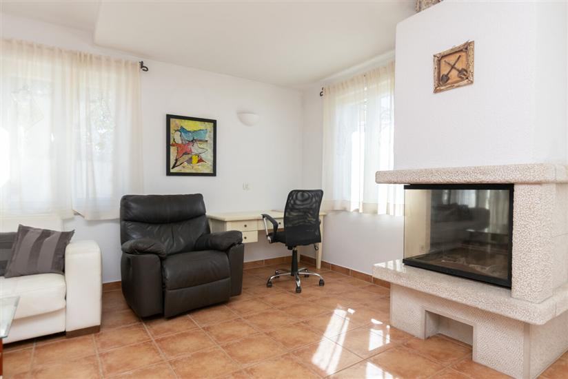 House K1, for 10 persons