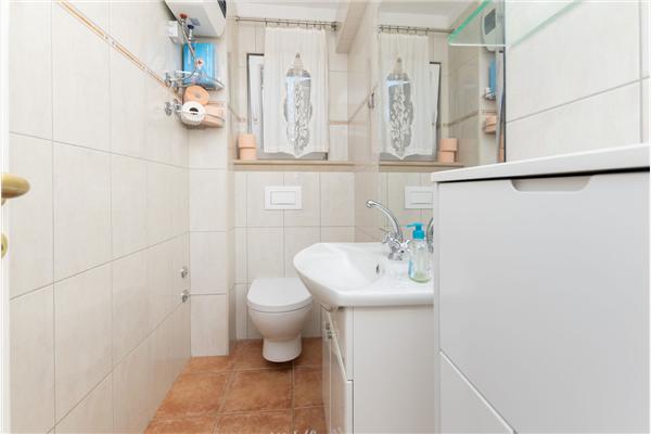 House K1, for 10 persons