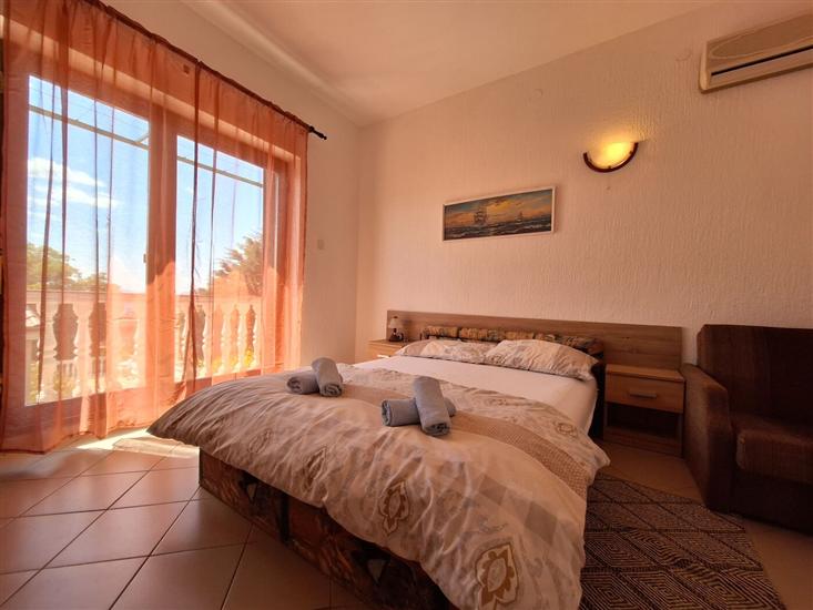 Apartment A1, for 4 persons