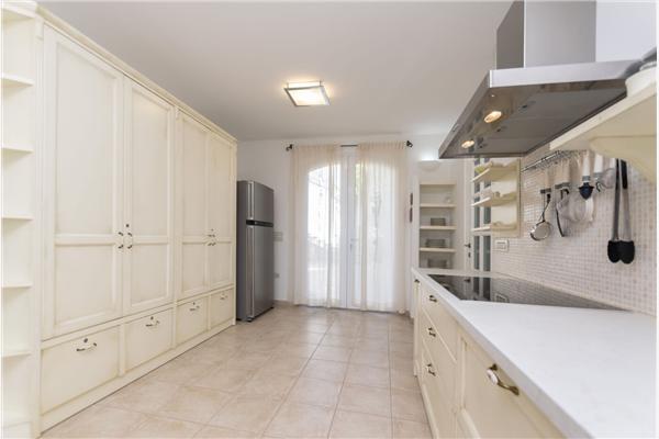 House K1, for 10 persons