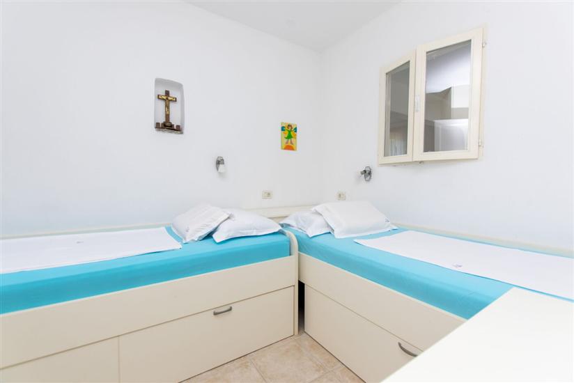 House K1, for 10 persons