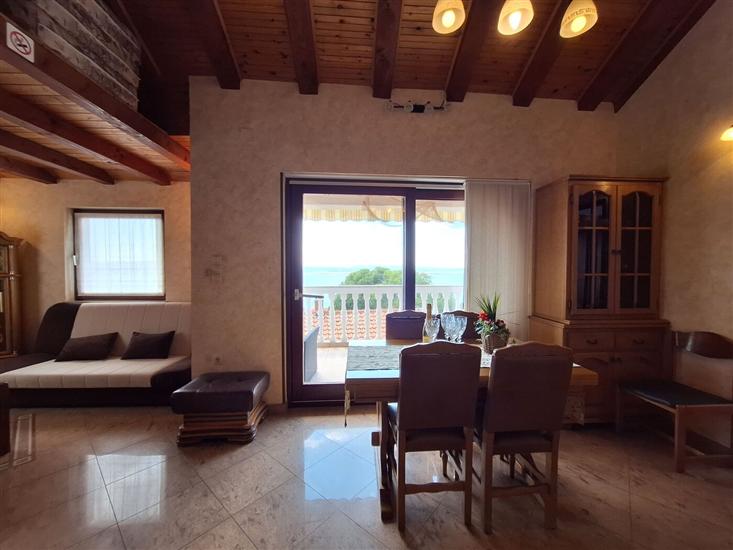 Apartment A2, for 4 persons