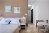 Room S2, for 2 persons
