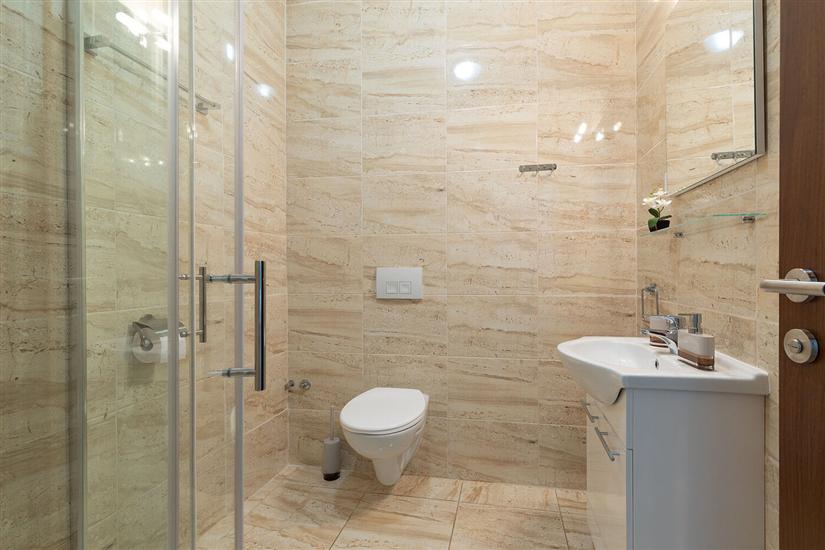 Room S3, for 2 persons