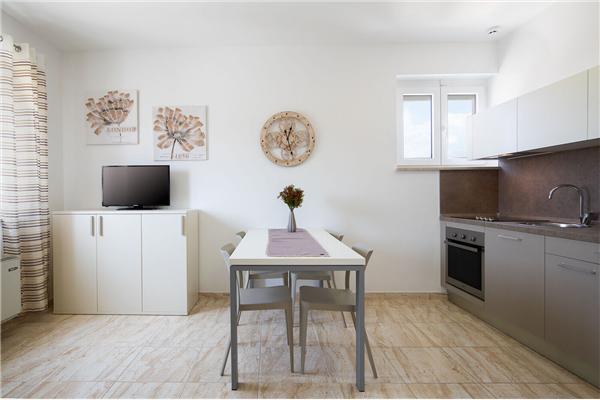 Apartment A7, for 4 persons