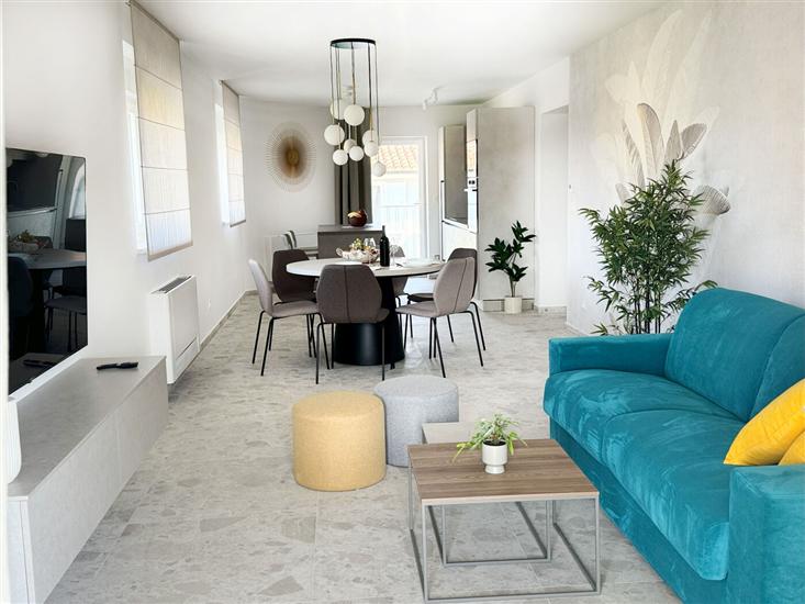 Apartment A6, for 6 persons