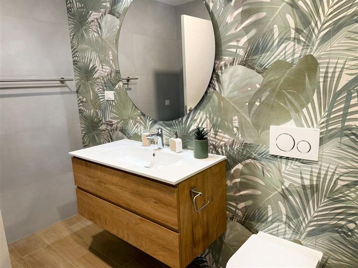 Apartment A6, for 6 persons