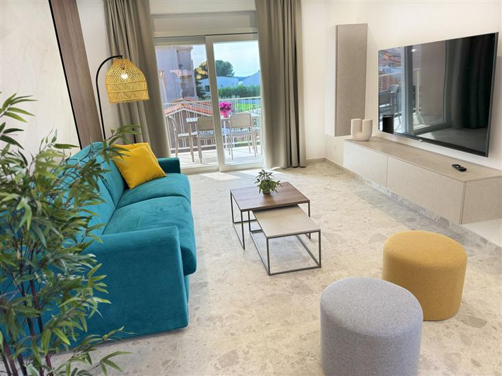 Apartment A6, for 6 persons