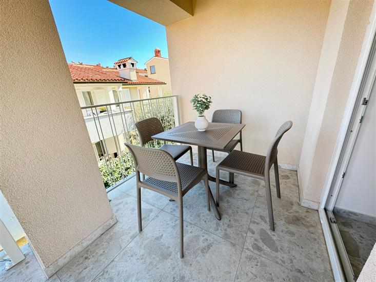 Apartment A6, for 6 persons