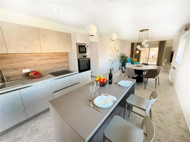 Apartment A6, for 6 persons