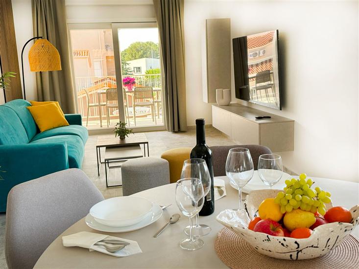 Apartment A6, for 6 persons