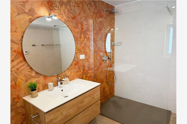 Apartment A6, for 6 persons